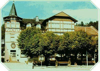 Gasthaus & Hotel Zur Linde Friedrichroda Kültér fotó